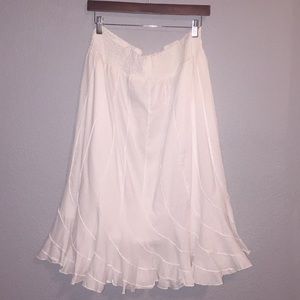 NWT! Grace Elements Fluted Skirt in White in XL.